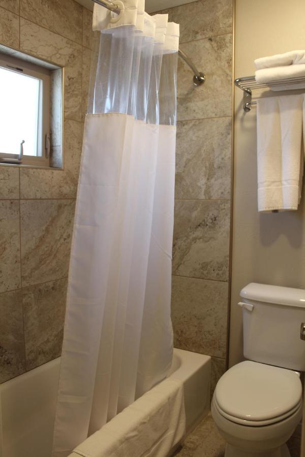 Bell & Main Alamosa Studio Suite-Walking Distance To Downtown Exterior foto